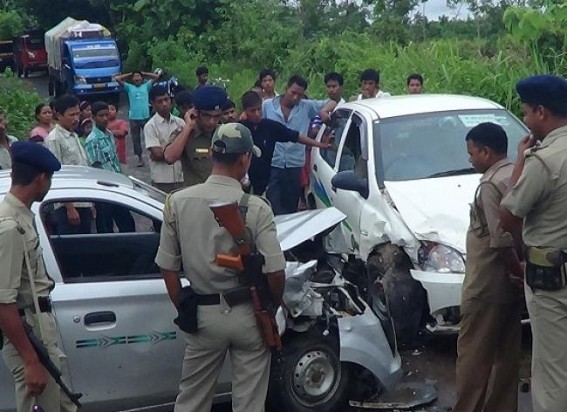 Four injured in a road mishap Four injured in a road mishap